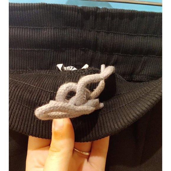 CM Fashion UNISEX shorts with pockets elastic waist with drawstring - Picture 4 of 5